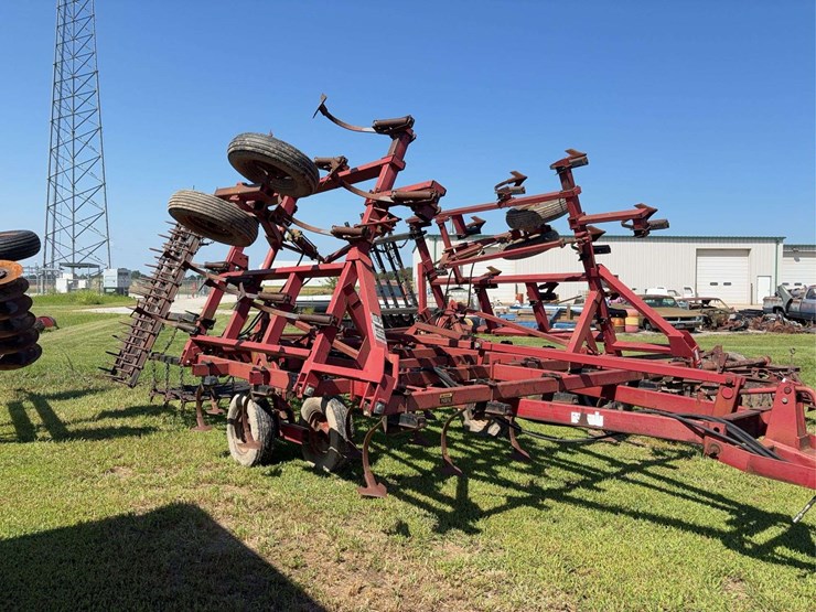 case-ih-4800-image-4