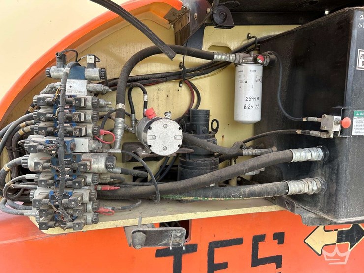 2008-jlg-800aj-image-8