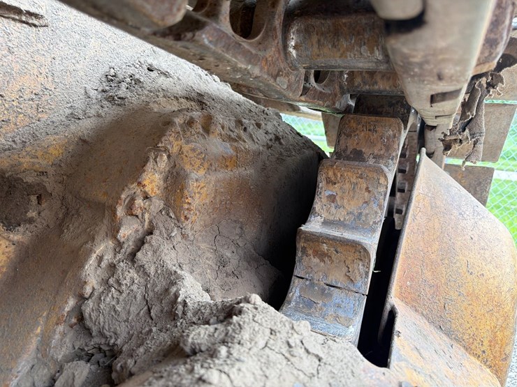 caterpillar-977-image-12