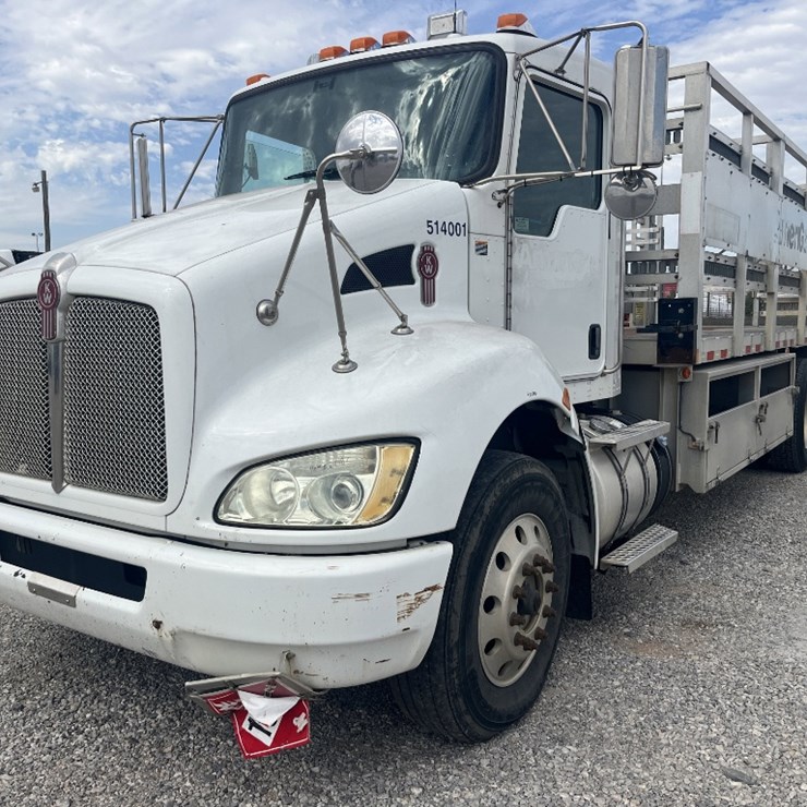 2014 KENWORTH T370