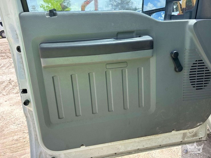 2016-ford-f250-image-12