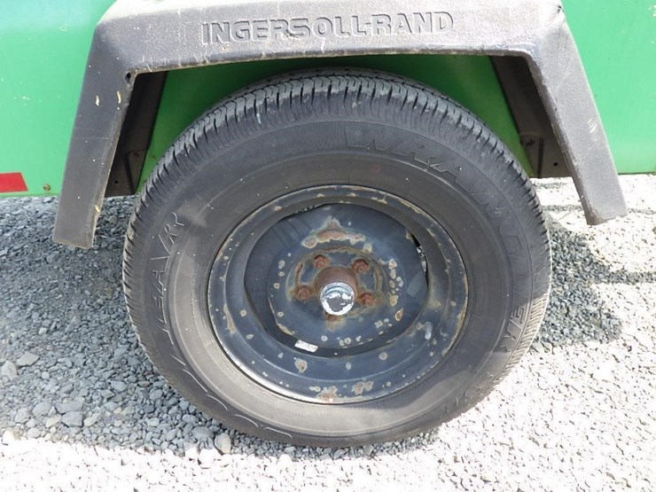 2001-ingersoll-rand-p185-image-10