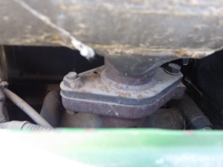 john-deere-4100-image-31