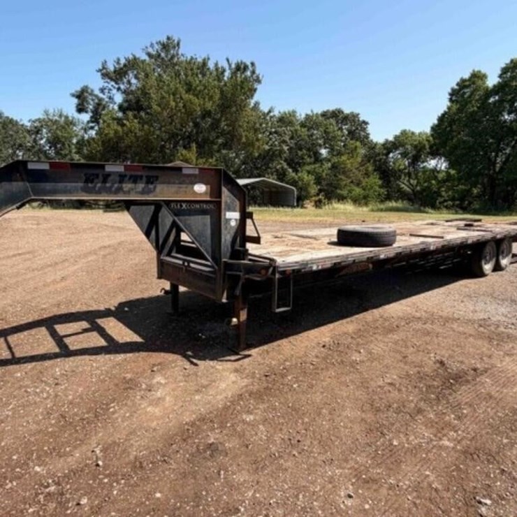 2009 Elite Gooseneck Flatbed Trailer