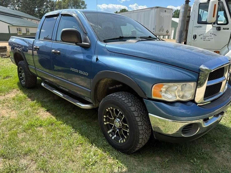 2005-dodge-ram-1500-image-2