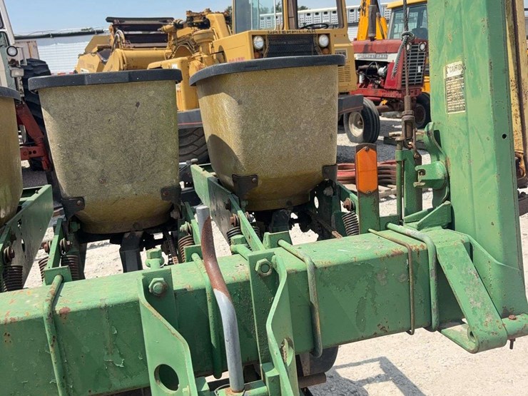 john-deere-7100-image-8