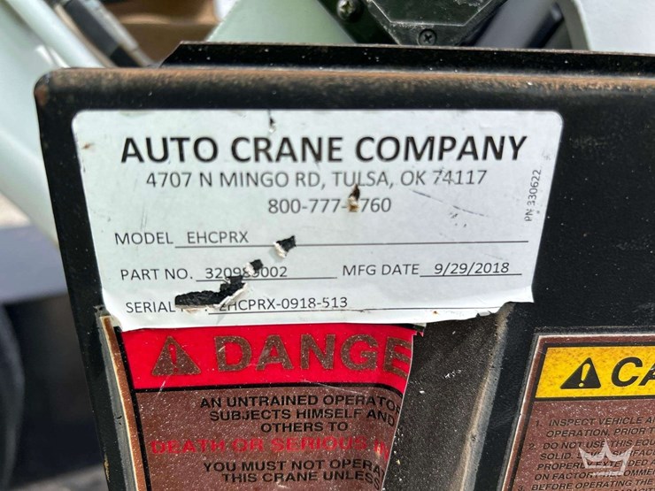 2010-ford-f550-image-25