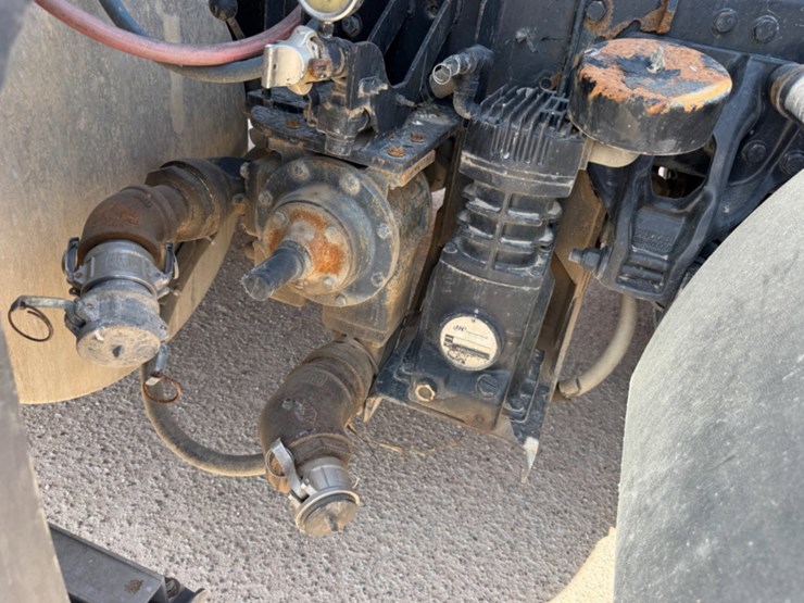 2020-kenworth-t680-image-13