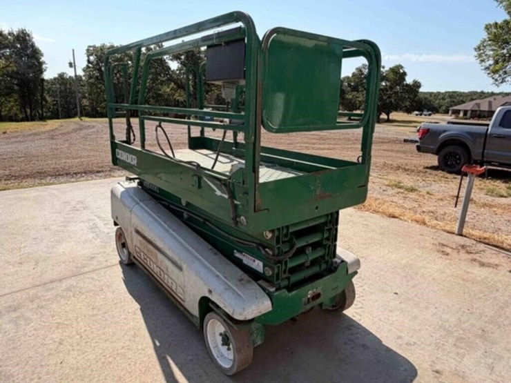 condor-v2648xl-scissor-lift-image-4