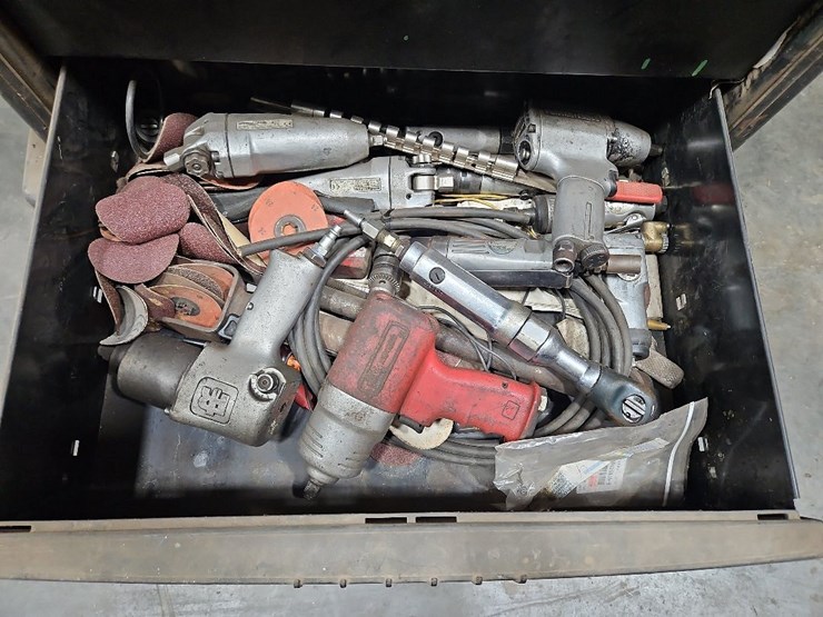 craftsman-rolling-tool-chest-with-contents-image-6