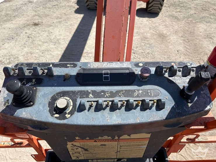 2008-jlg-800aj-image-13