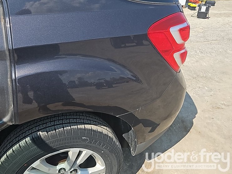 2016-chevrolet-equinox-image-27