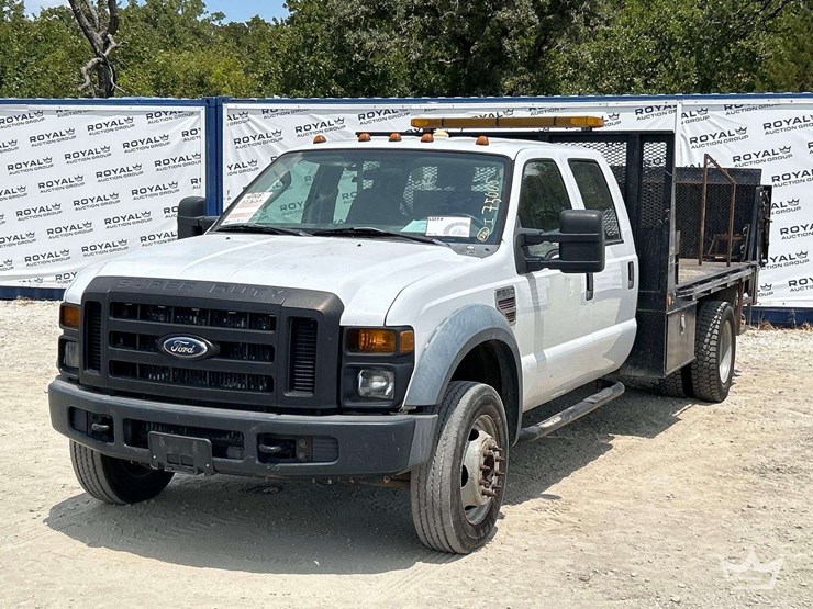 2008-ford-f550-image-1