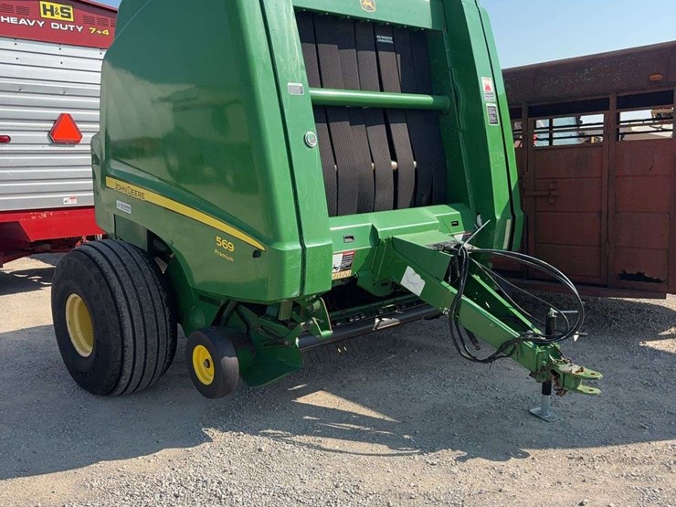 john-deere-569-image-1