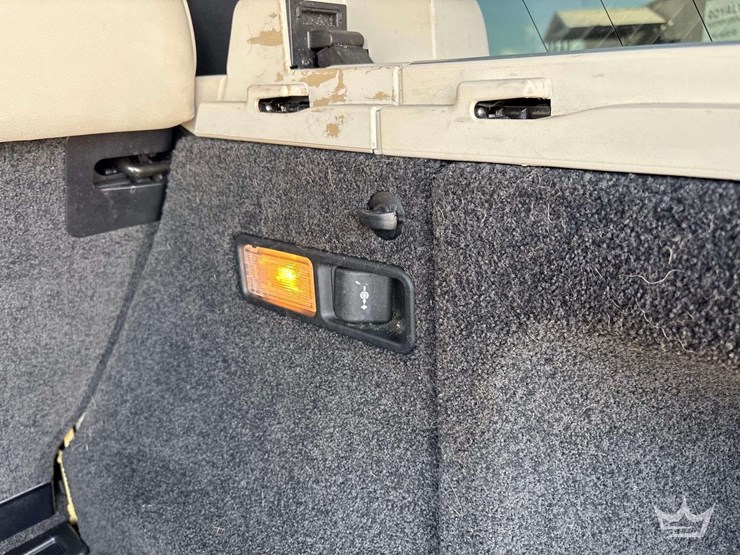2010-land-rover-range-rover-image-31