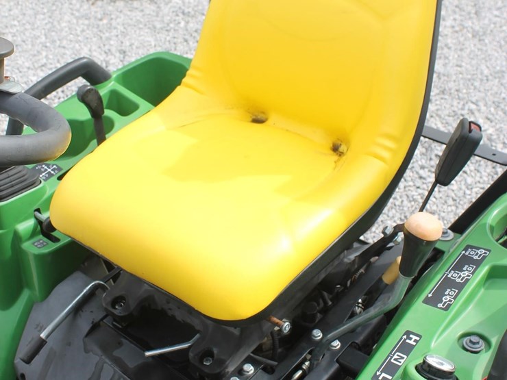john-deere-1023e-image-12