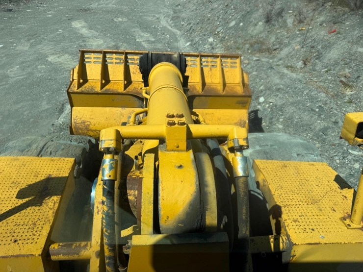 caterpillar-992g-image-3