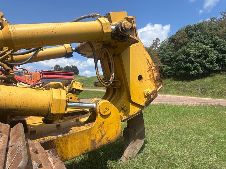 caterpillar-d11r-image-23