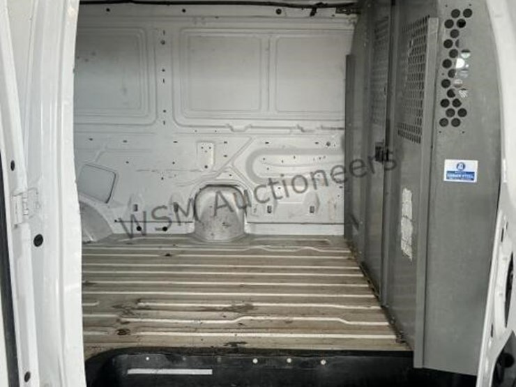 2009-ford-cargo-image-9