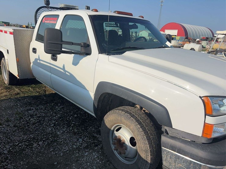 2006-chevrolet-3500-image-4