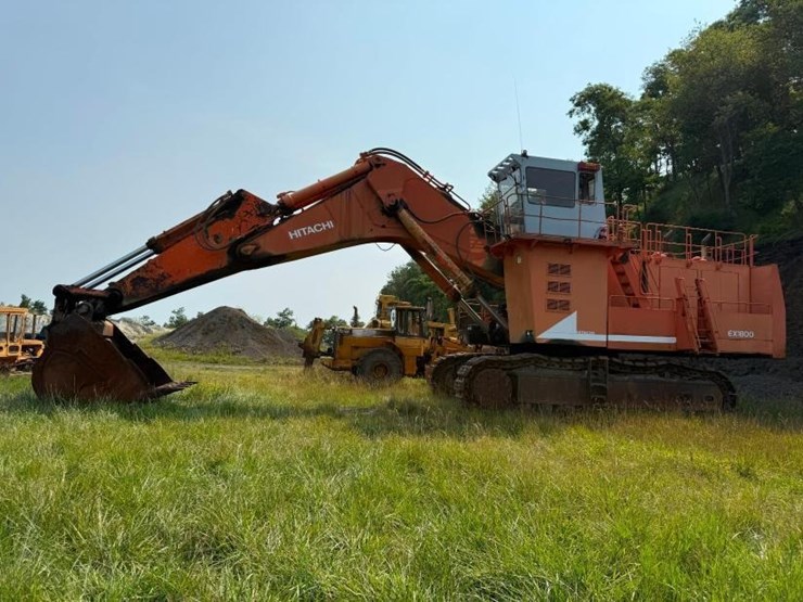hitachi-ex1800-3-image-2