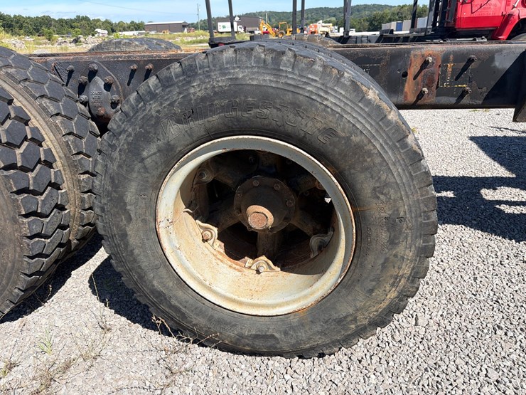 2000-mack-dm690sx-image-14