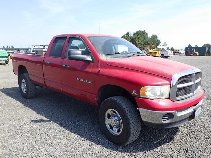 2004-dodge-2500-image-7