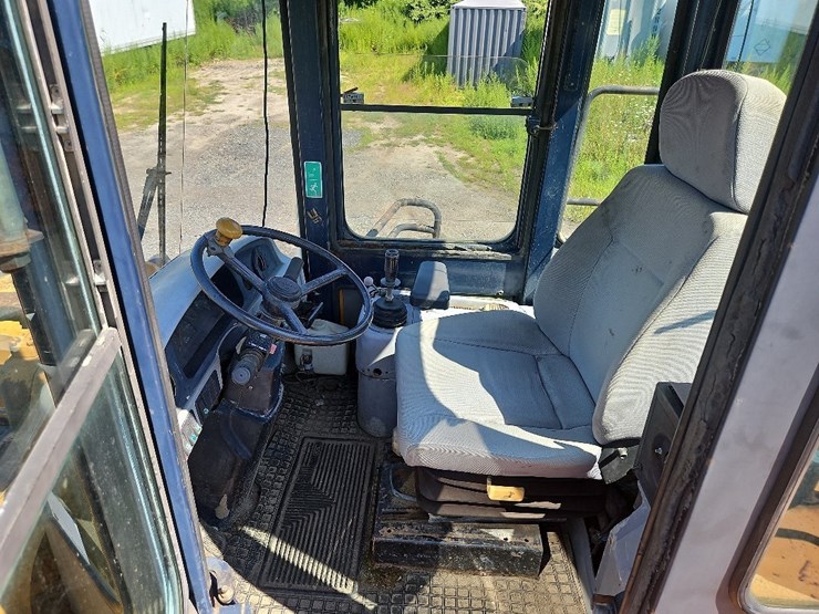 2004-hyundai-hl770-image-20