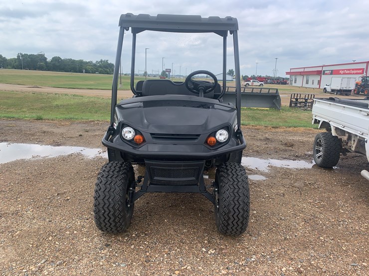 tracker-ox-400-utv-image-2