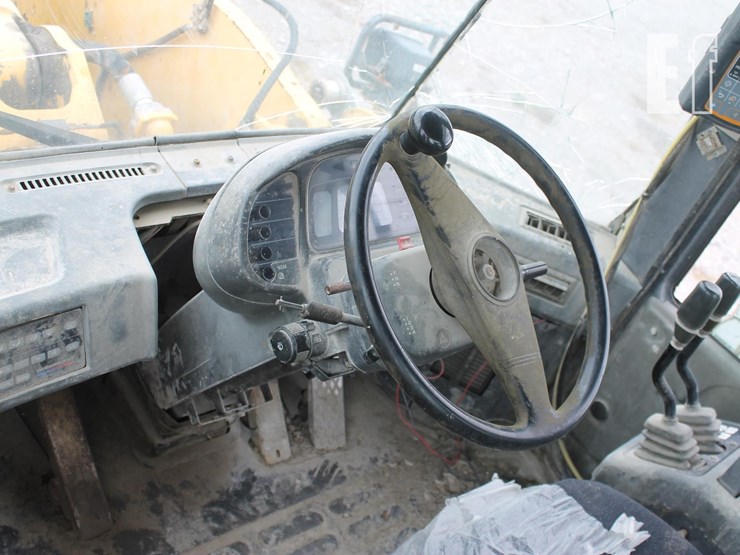 komatsu-wa500-image-21