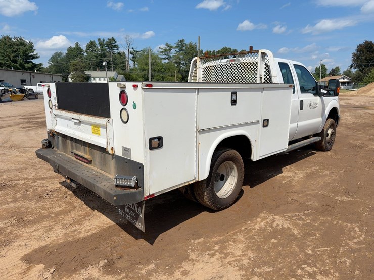 2016-ford-f350-xl-image-5