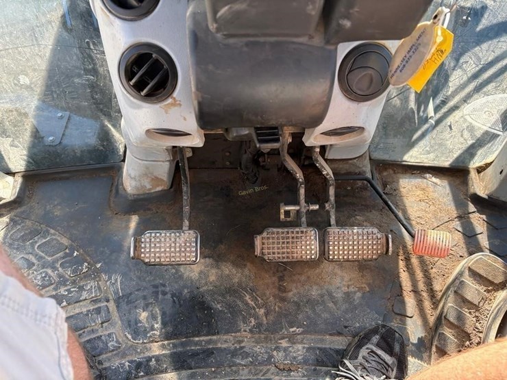 new-holland-t7.250-image-19