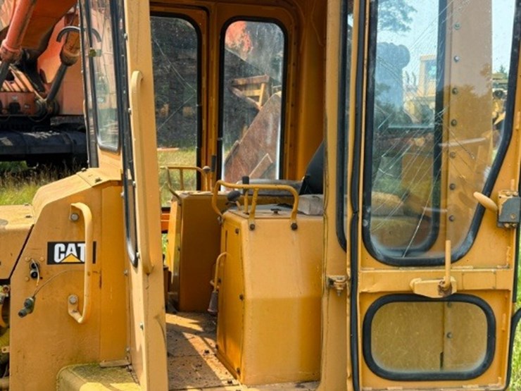 caterpillar-d3-image-10