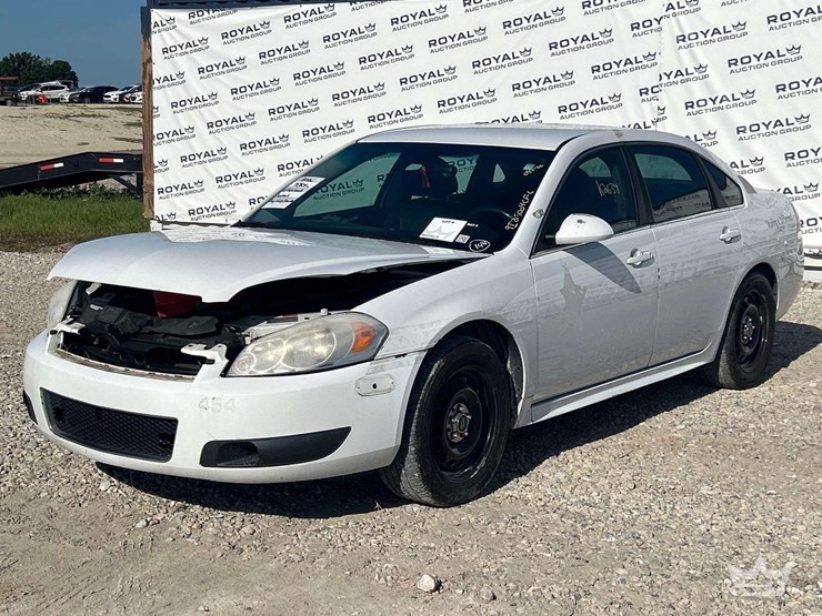 2012-chevrolet-impala-sedan-image-1