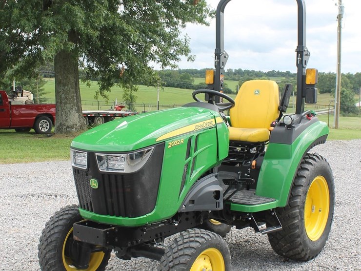 john-deere-2032r-image-1