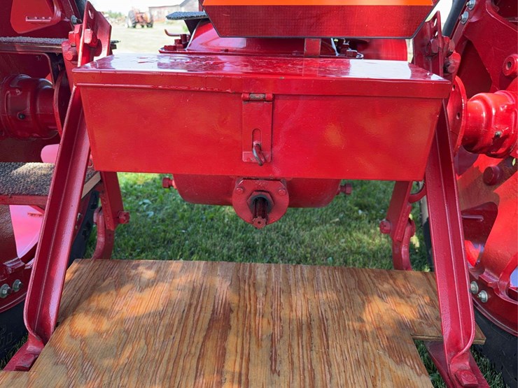 1938-farmall-f-14-(9th-f-14-built)-image-34
