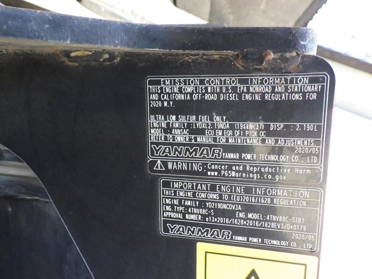 takeuchi-tb240-image-18