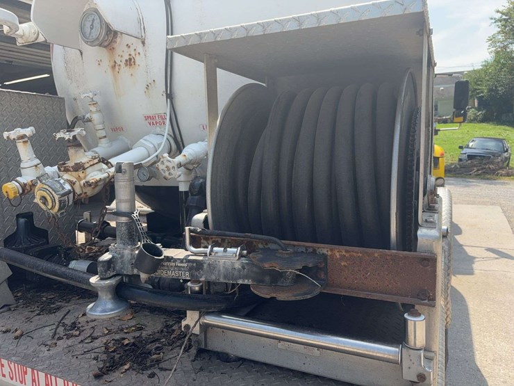 2006-international-durastar-4400-image-19