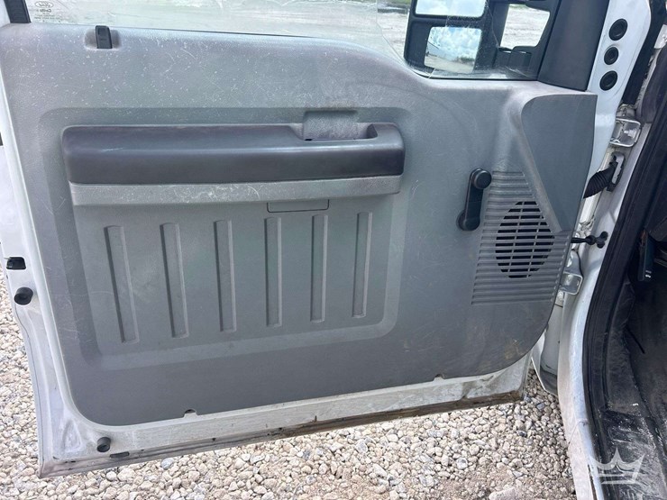 2016-ford-f250-image-15