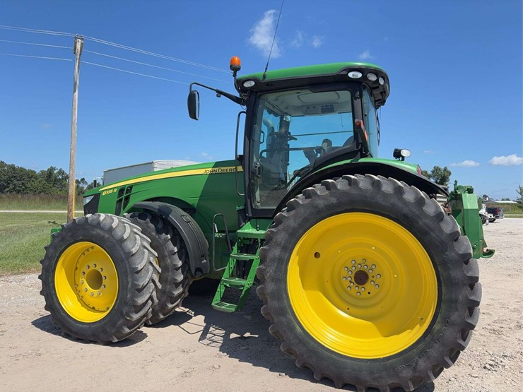 2012-john-deere-8335r-image-14