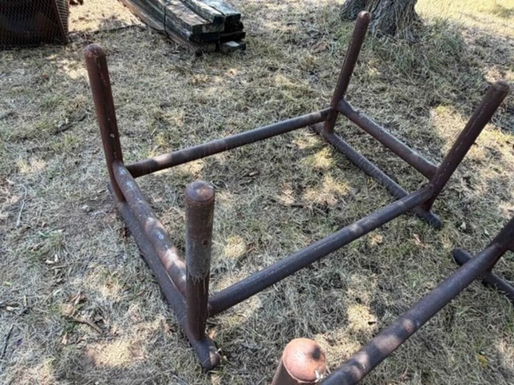 3--steel-cradles---5’x3’-each-image-4
