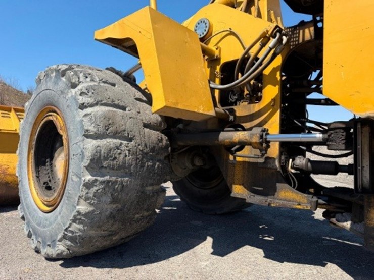 caterpillar-992g-image-14