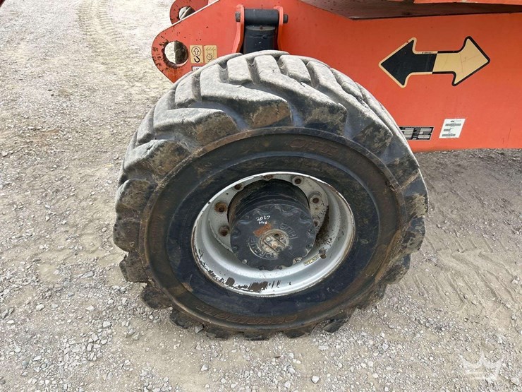 2008-jlg-800aj-image-21