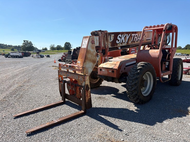 sky-trak-6042-image-1