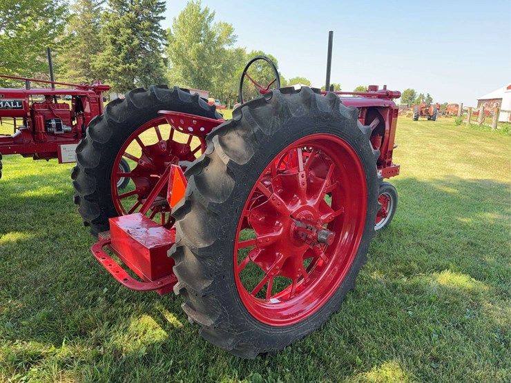 1937-farmall-f-12-image-5