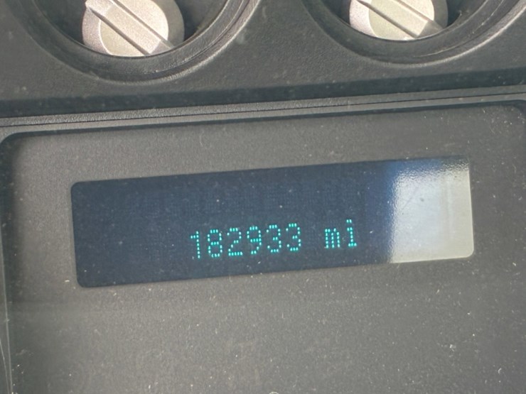 2013-ford-f550-image-9