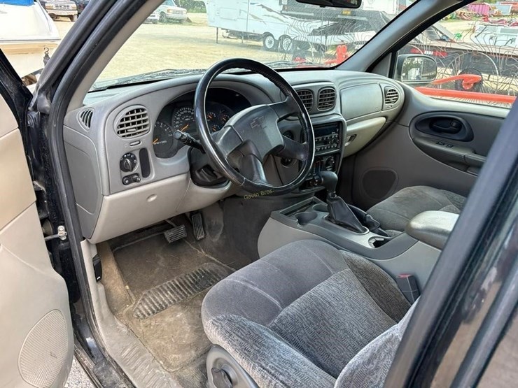 2003-chevrolet-trailblazer-image-9