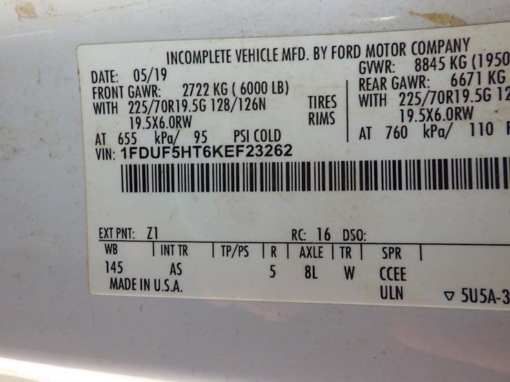2019-ford-f550-image-39