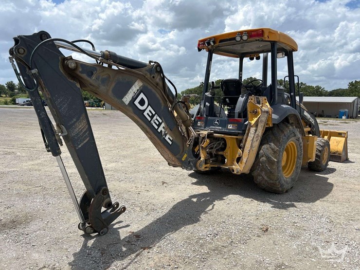 2018-deere-310l-image-3