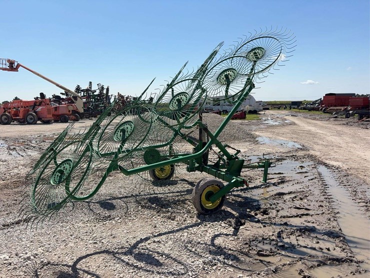 john-deere-702-image-7